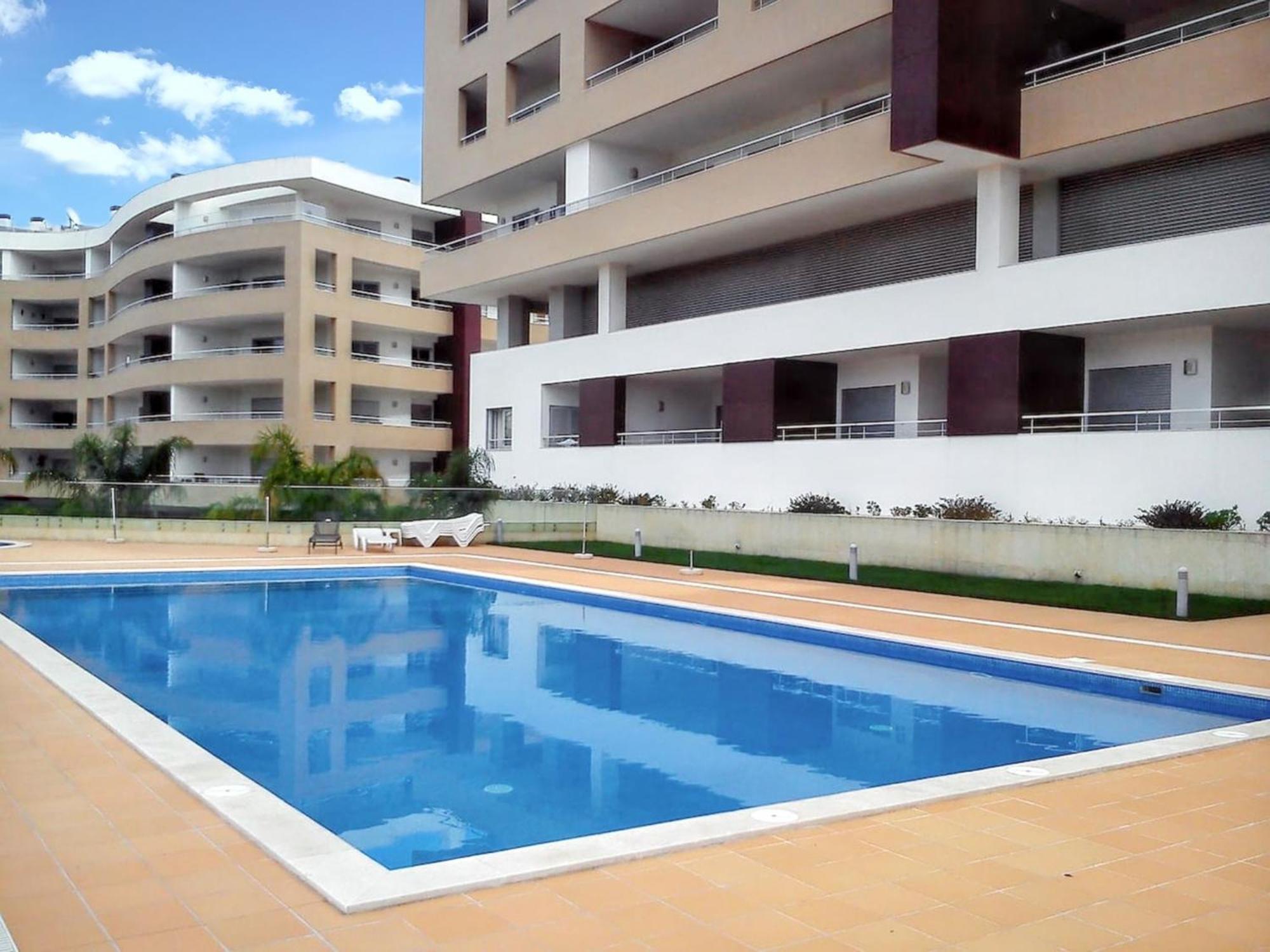 Modern In + Pool * Lagos